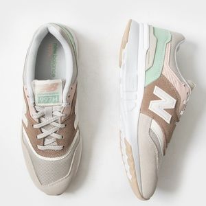 Womens New Balance 997H